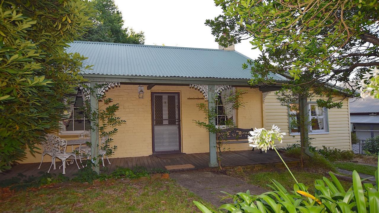 Waragil Cottage - Original Settler's Home Blackheath Exteriör bild